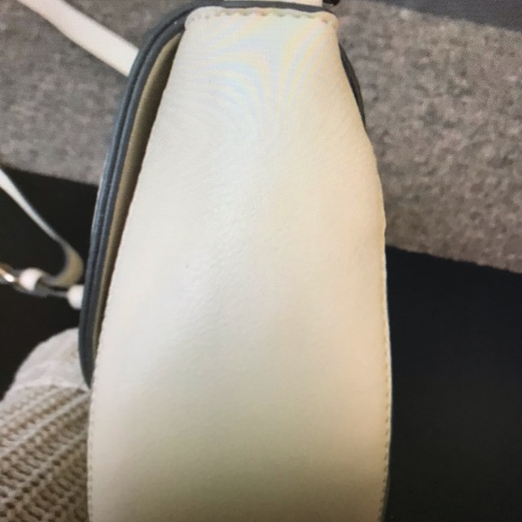 Just in Braided Tassle Saddle bag 💜♥️ - Picture 4 of 4